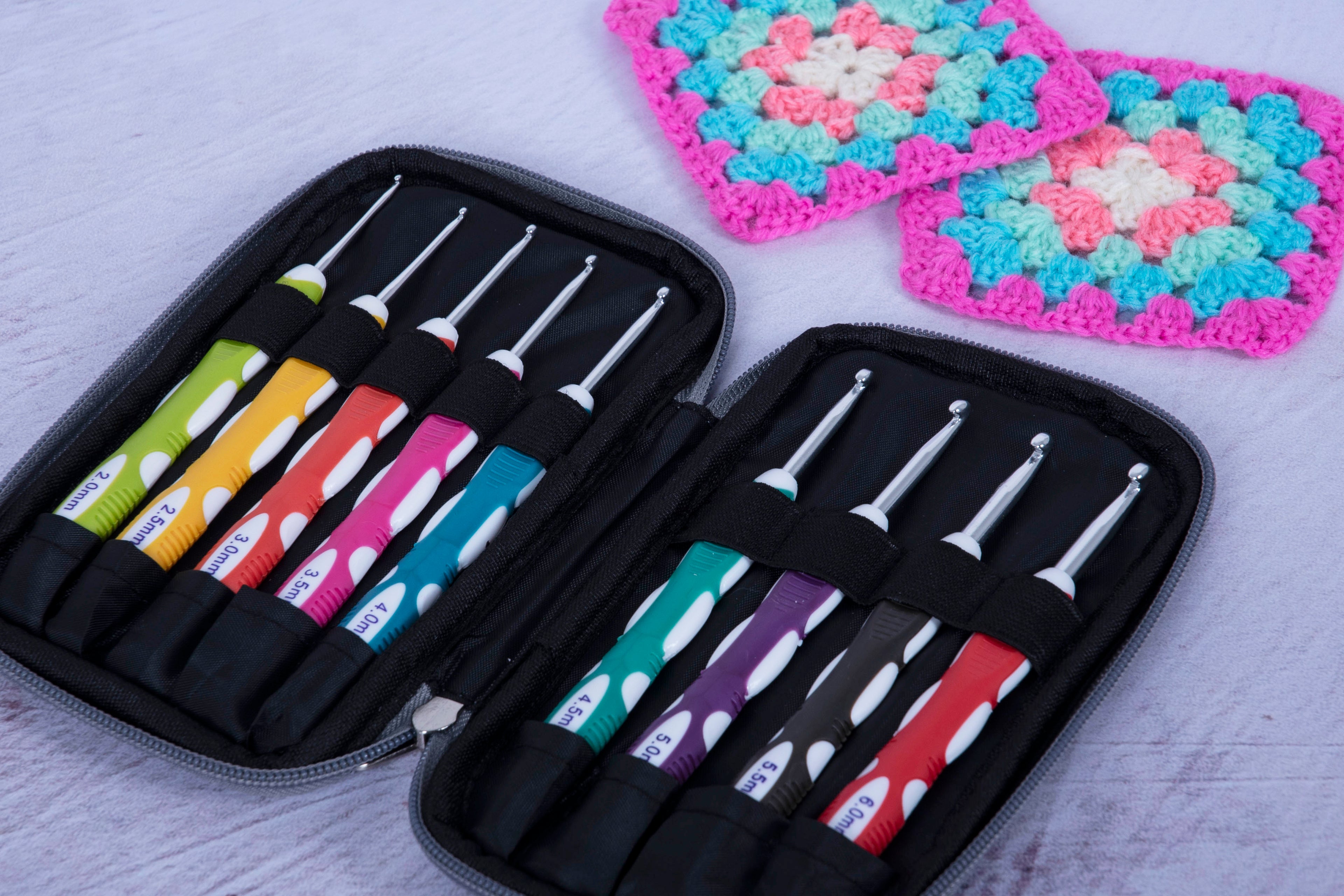 Crochet Hook Set in Zip Case